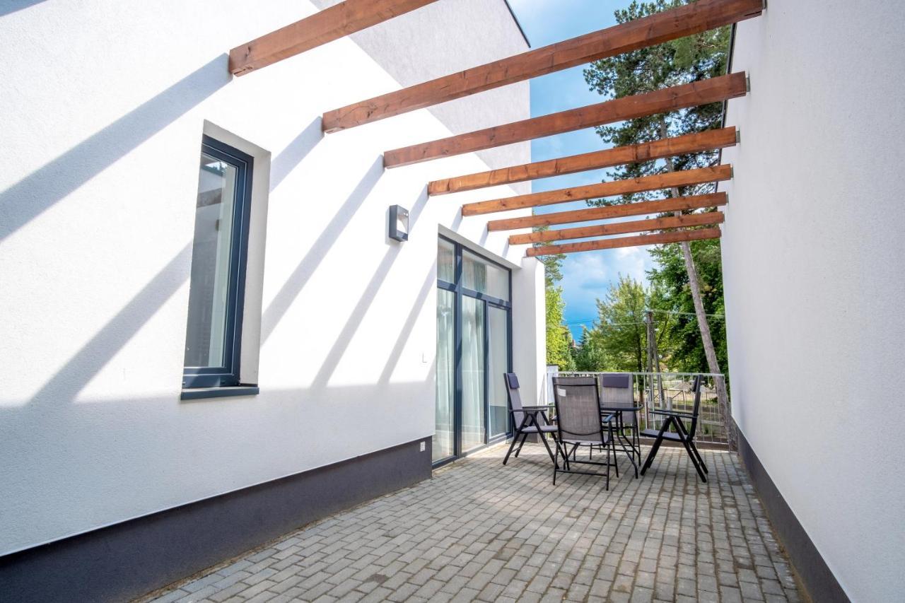 Szent Bernadett Csaladi Apartmanhaz Siofok Bagian luar foto